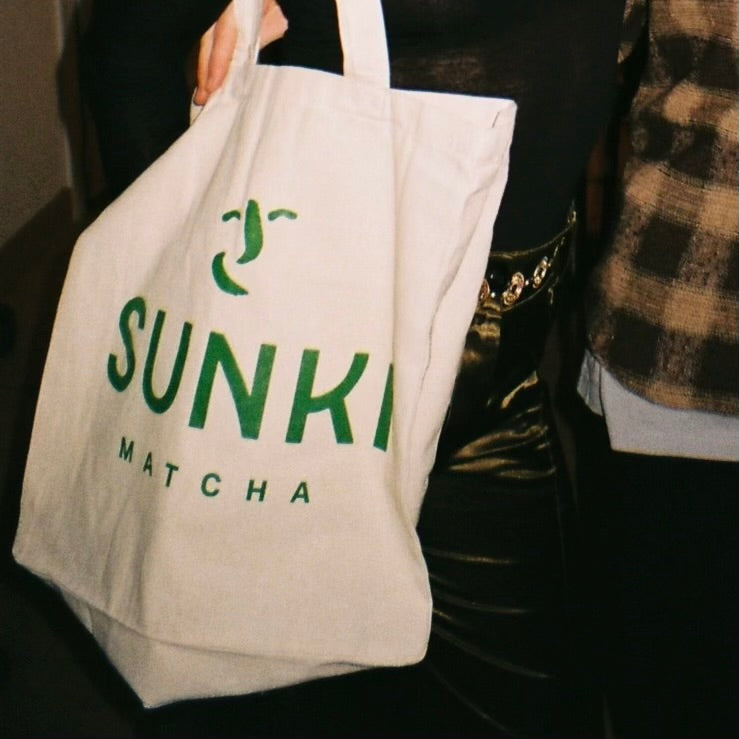 Tote bag